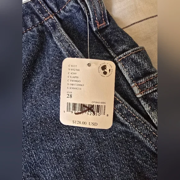 NEW Free People Major Leagues Mid Rise Cuffed Jeans - Picture 13 of 15